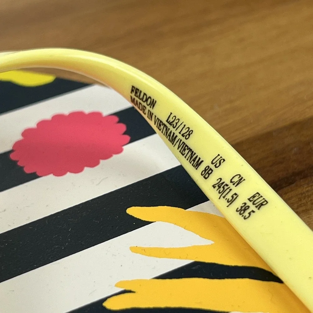New Womens Kate Spade Black White Striped Flowers Thong Flip Flops Sandals‎ Sz 8